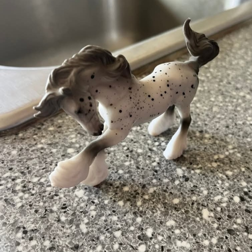 3 Breyer Stablemates Decorative Horse Figurines
